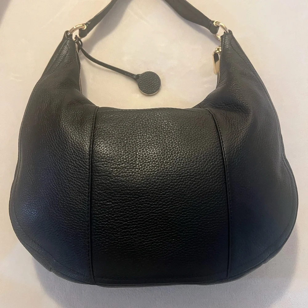 💚Michael Kors Black Leather Hobo Bag🩷